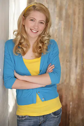 Lauren Alayne Plagens